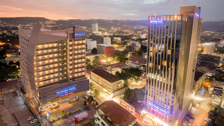 Cebu Bayfront Hotel